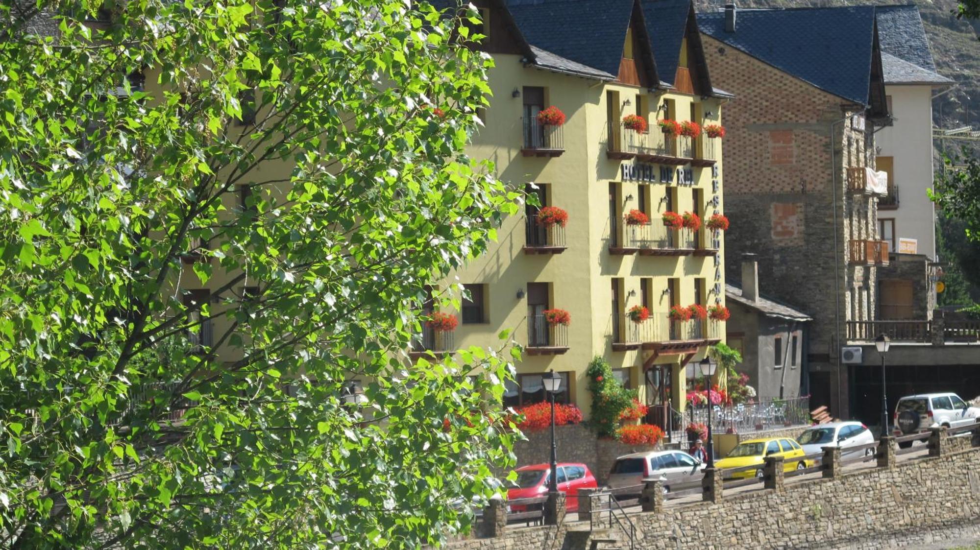 Hotel De Rei Llavorsí المظهر الخارجي الصورة